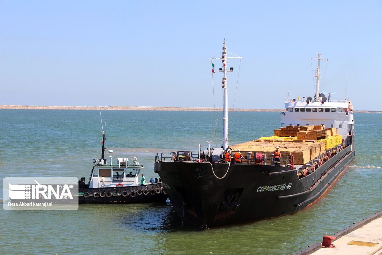 افتتاح خط منظم کشتیرانی بین بندرعباس و بندر لاذقیه سوریه