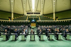 جلسه غیرعلنی مجلس با حضور تیم اقتصادی دولت برگزار شد