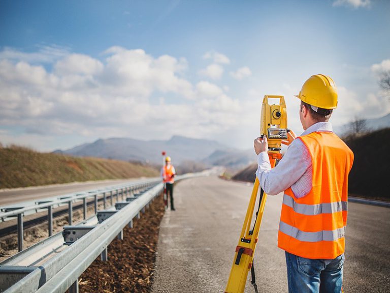 صادرات خدمات فنی و مهندسی؛ سهم ۱۰ هزار میلیارد دلاری خدمات از تجارت جهان