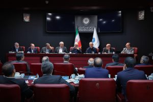 مطالبات ۴ میلیارد یورویی و خاموشی صنایع؛ فعالان اقتصادی خواستار اقدام فوری دولت شدند
