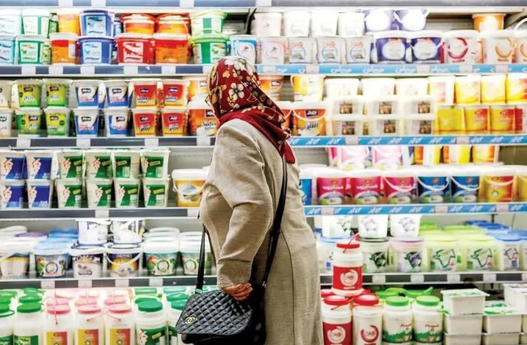 لبنیات در دوراهی گرانی و ضعف نظارت؛ قیمت‌ها چگونه از کنترل خارج شد؟