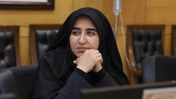هشدار درباره رسوب نهاده‌های دامی و روغن در بنادر / فلاحی: بانک مرکزی و بانک‌های عامل ارز واردکنندگان را تأمین کنند